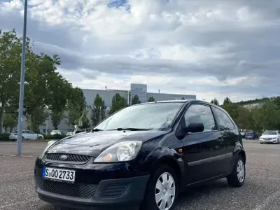 Gebraucht Ford Fiesta Trend 80 PS (58 kW) 2005 Blau Kleinwagen