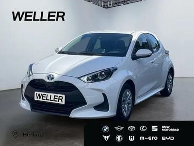 Usata Toyota Yaris Hybrid Comfort 116 CV (85 kW) 2022 Bianco Utilitaria