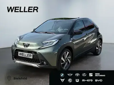 Gebraucht Toyota Aygo X X-plore 72 PS (52 kW) 2023 Hellgruen SUV