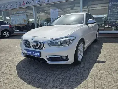 Gebraucht BMW 116 Sport Line 109 PS (80 kW) 2019 Mineralweiss metallic (metallic) Kleinwagen