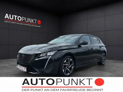 Gebraucht Peugeot 308 Allure 131 PS (96 kW) 2022 Lackierung schwarz perla nera/ Limousine