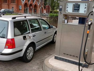 VW Golf IV