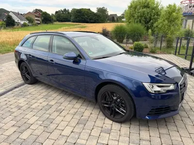 Gebraucht Audi A4 150 PS (110 kW) 2017 Blau Kombi