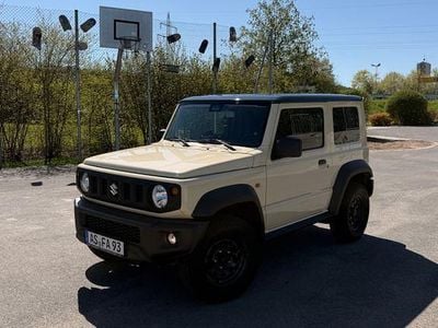 Begagnad Suzuki Jimny Comfort 102 HK (75 kW) 2023 Beige SUV