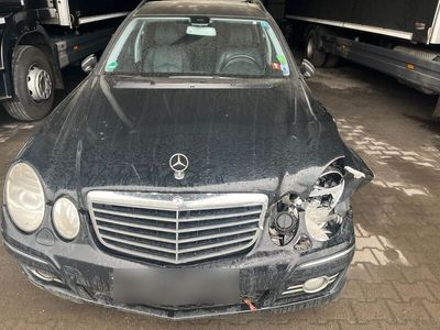 gebraucht Mercedes E320 CDI T AVANTGARDE Avantgarde *Unfall*