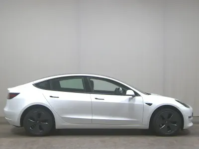Usado Tesla Model 3 Long Range AWD 366 kW (498 HP) 2021 Branco Sedan