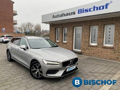 Gebraucht Volvo V60 Core 197 PS (144 kW) 2023 Silber Kombi