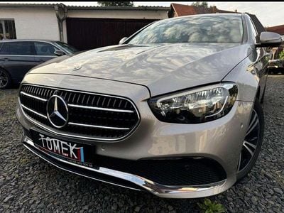 Mercedes E200