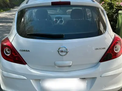 Gebraucht Opel Corsa 69 PS (50 kW) 2013 Weiß Kleinwagen