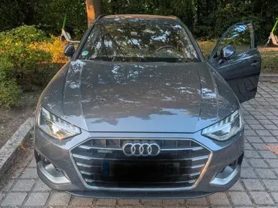 Gebraucht Audi A4 Ambiente 204 PS (150 kW) 2021 Grau Kombi