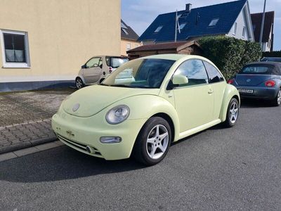 gebraucht VW Beetle 2,0 ltr. zum Herrichten oder Schlachten ..Hallenfund !!