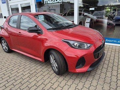 Neu Mazda 2 Exclusive 116 PS (85 kW) 2025 Formal red Limousine