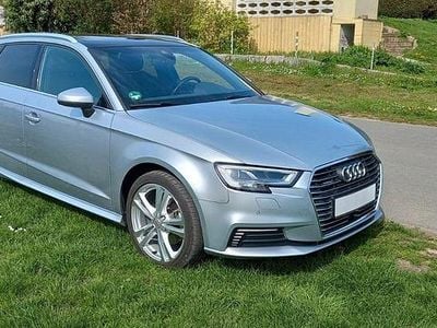 Second-hand Audi e-tron Ambiente 204 CP (150 kW) 2020 Argintiu SUV