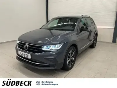 Gebraucht VW Tiguan R-line 245 PS (180 kW) 2022 Delfingrau metallic SUV