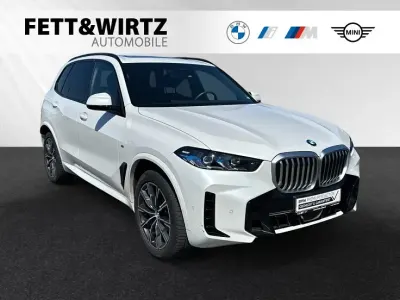 Gebraucht BMW X5 M Sport 298 PS (219 kW) 2025 Mineralweiss metallic SUV