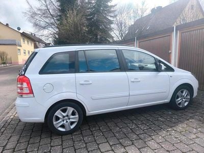 Brugt Opel Zafira Family 140 HK (102 kW) 2014 Hvid MPV