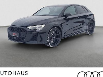 Neu Audi RS3 Sport 400 PS (294 kW) 2026 Schwarz Limousine