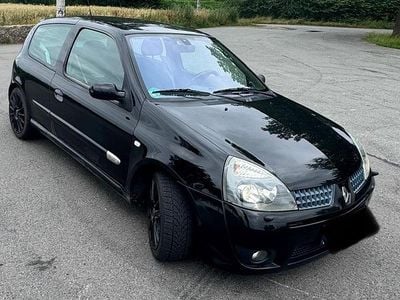 Brugt Renault Clio II 179 HK (131 kW) 2005 Sort Hatchback