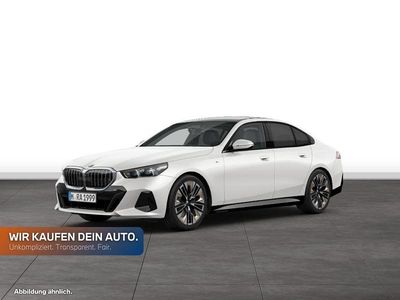 Gebraucht BMW 540 Comfort Edition 286 PS (210 kW) 2025 Mineralweiß metallic Limousine
