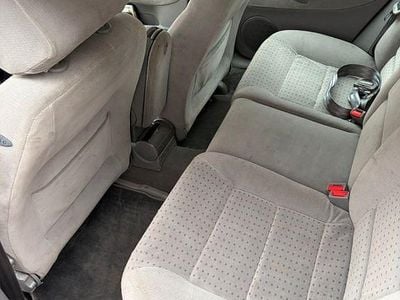 Occasion VW Golf III Basis 102 PK (75 kW) 1999 Rood Sedan