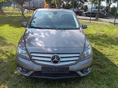 Mercedes B180