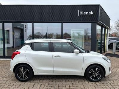 Gebraucht Suzuki Swift Club 83 PS (61 kW) 2021 Weiß Kleinwagen