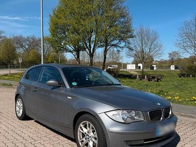 Usata BMW 116 122 CV (89 kW) 2009 Grigio Utilitaria