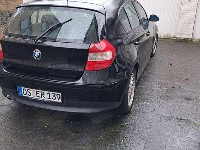 Gebraucht BMW 116 116 PS (85 kW) 2005 Schwarz Kleinwagen