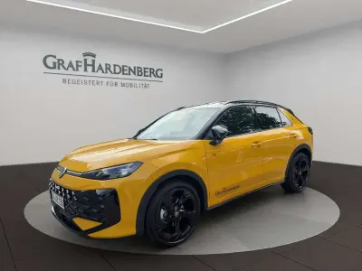 Gebraucht VW T-Roc R-line 150 PS (110 kW) 2026 Canary yellow SUV