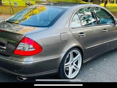 Mercedes E280
