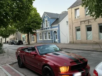 Gebraucht Ford Mustang GT 305 PS (224 kW) 2008 Rot Cabrio