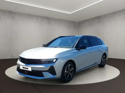Nowe Opel Astra 145 KM (106 kW) 2026 Srebrny Kombi