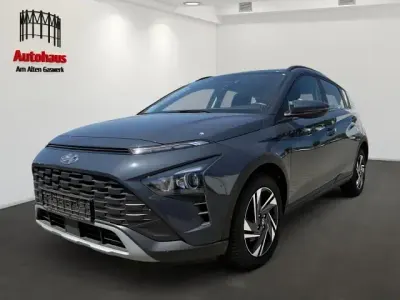 Gebraucht Hyundai Bayon Select 84 PS (61 kW) 2022 Aurora grey / met SUV