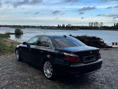 BMW 525