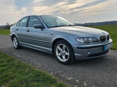 Gebraucht BMW 320 150 PS (110 kW) 2004 Limousine