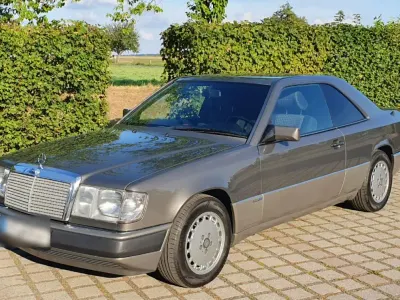 Gebraucht Mercedes E300 179 PS (131 kW) 1991 Grau Coupé