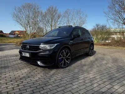 Gebraucht VW Tiguan R 320 PS (235 kW) 2021 Schwarz SUV