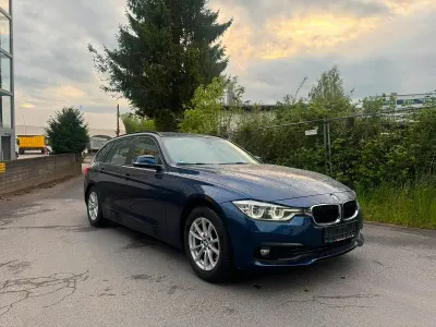 Gebraucht BMW 320 190 PS (139 kW) 2016 Blau Kombi