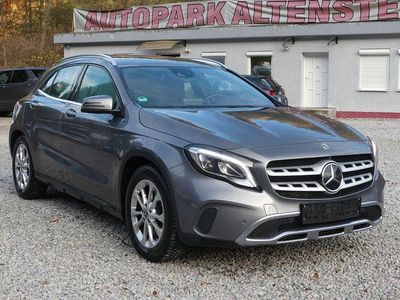 Mercedes GLA220