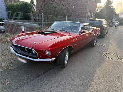 Gebraucht Ford V8 250 PS (183 kW) 1969 Rot Cabrio