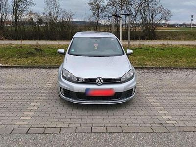 Gebraucht VW Golf VI GTD 170 PS (125 kW) 2011 Silber Kleinwagen