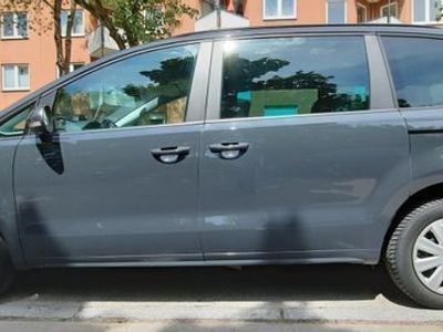 Gebraucht VW Sharan Comfortline 140 PS (102 kW) 2014 Grau Van / Kleinbus