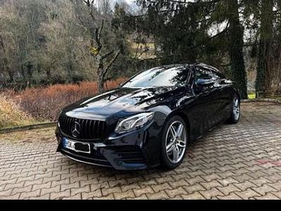 Mercedes E300
