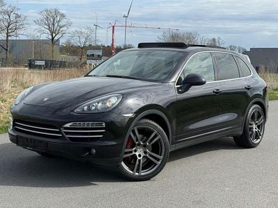 Usata Porsche Cayenne Platinum Edition 245 CV (180 kW) 2014 Nero SUV