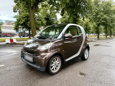Gebraucht Smart ForTwo Coupé Edition #1 71 PS (52 kW) 2009 Braun Coupé