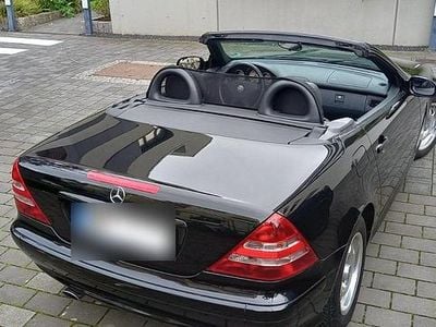 Usata Mercedes SLK200 163 CV (119 kW) 2000 Nero Cabrio