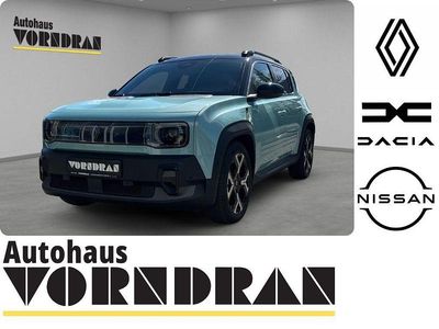 Second-hand Renault 4 E-Tech Iconic 110 kW (150 CP) 2025 Verde SUV