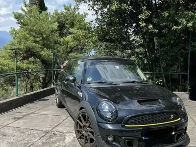 Gebraucht Mini Cooper S 184 PS (135 kW) 2011 Schwarz Kleinwagen