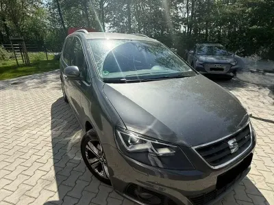Używany Seat Alhambra FR-Line 150 KM (110 kW) 2017 Szary Minivan