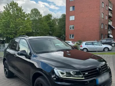 Gebraucht VW Touareg R-line 262 PS (192 kW) 2015 Schwarz SUV